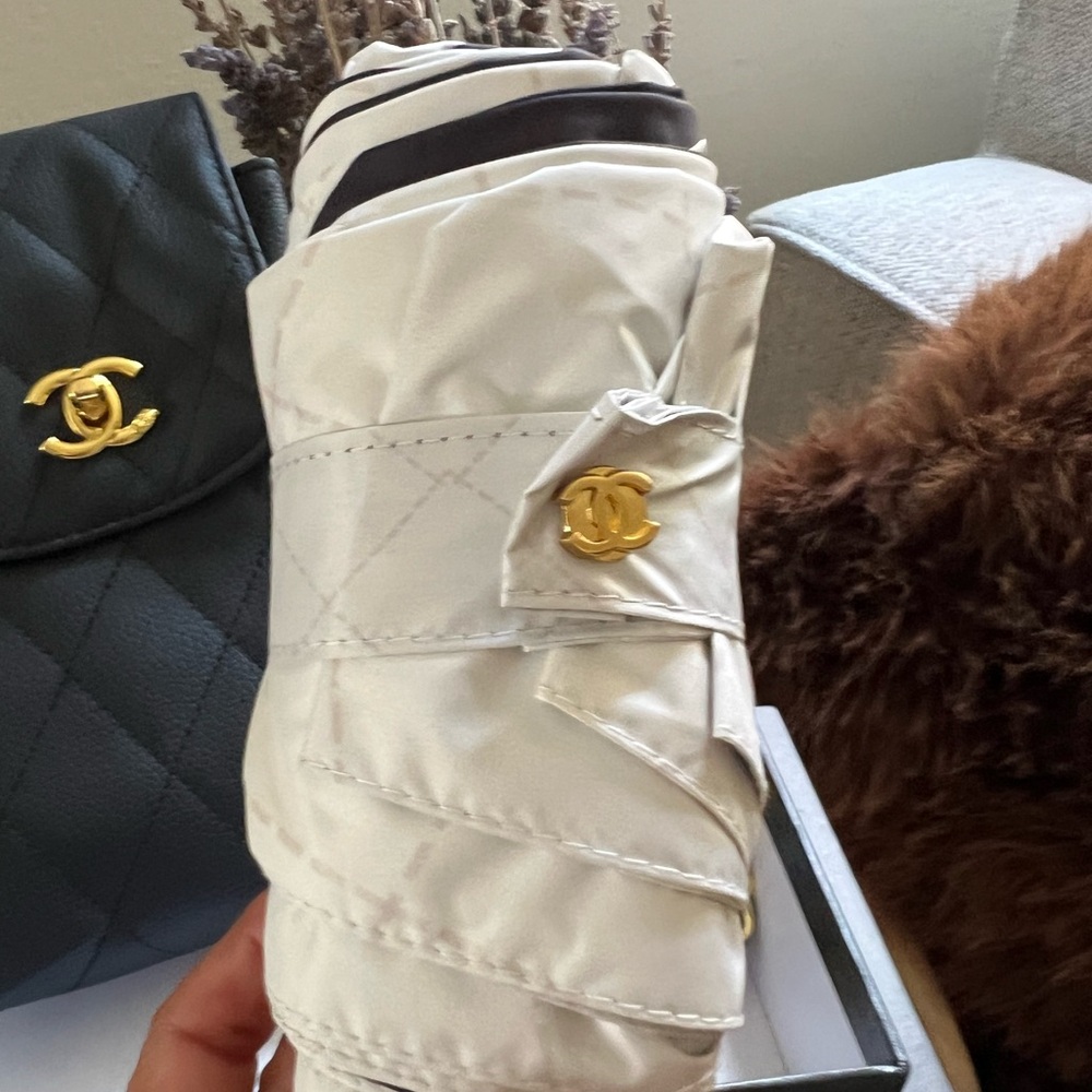 Chanel Umbrella with Quilted Vegan Leather Pouch. Comes with box -GWP - Picture 3 of 14